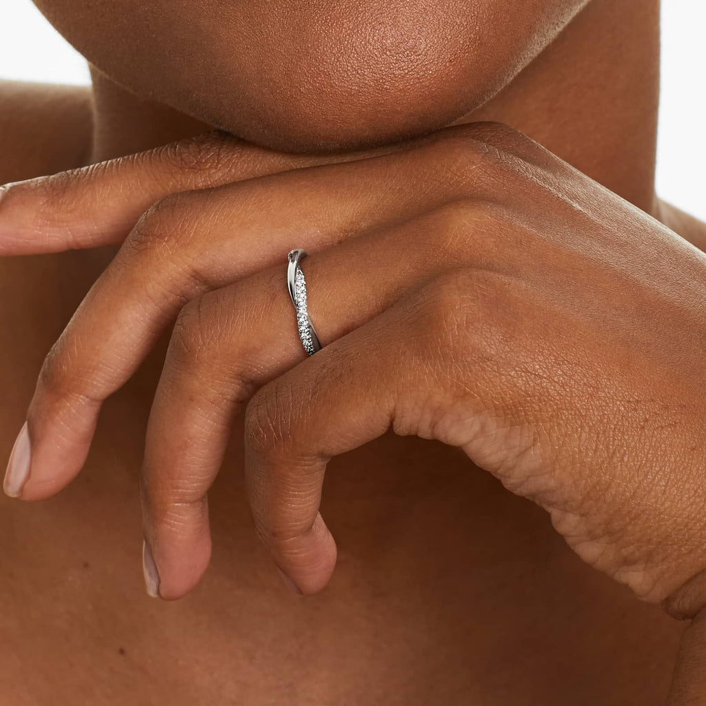 Twisted Pavé Lab-Grown Diamond Wedding Ring In 14K Gold (2.00mm)