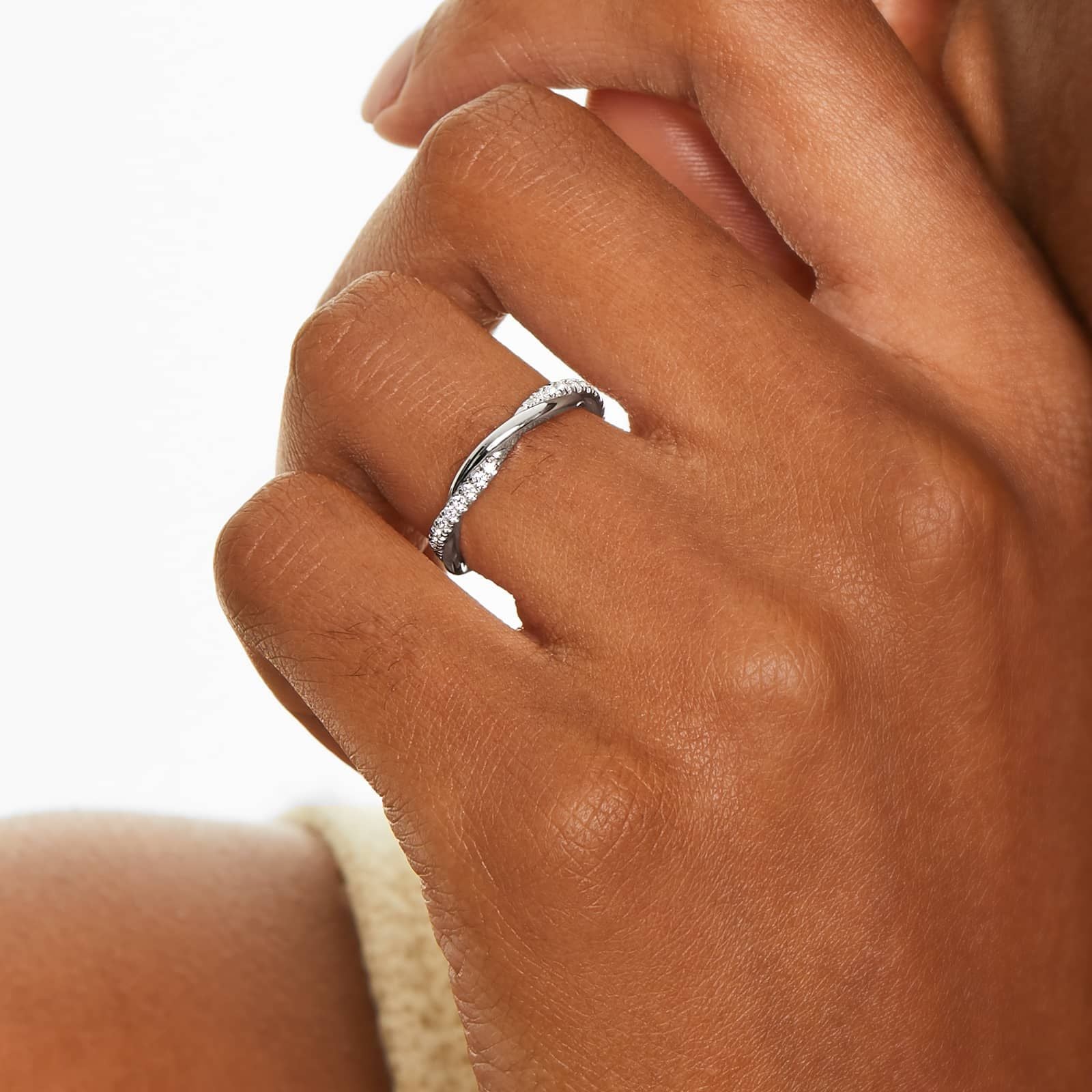 Twisted Pavé Lab-Grown Diamond Wedding Ring In 14K Gold (2.00mm)