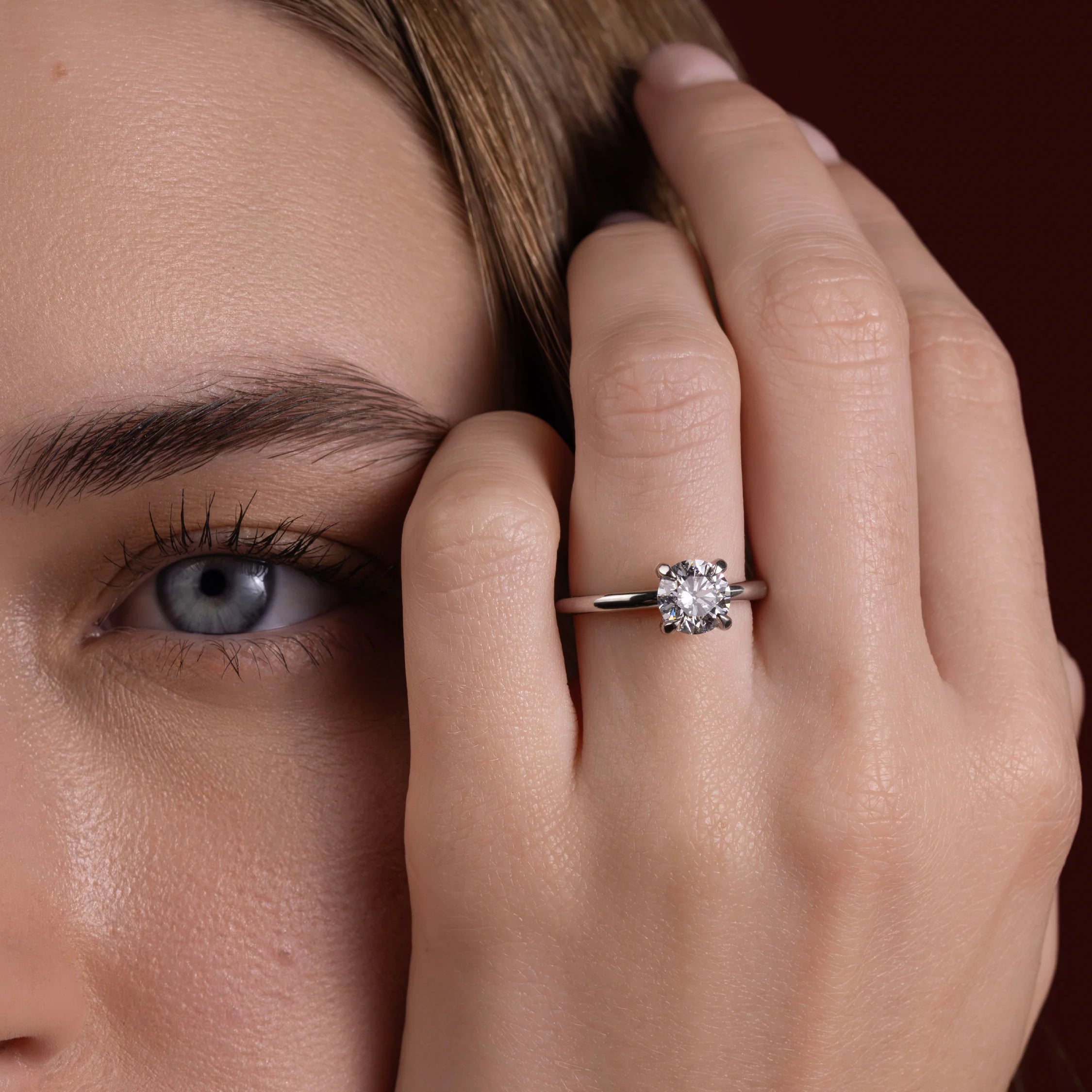 The Isla Ring - Round Solitaire